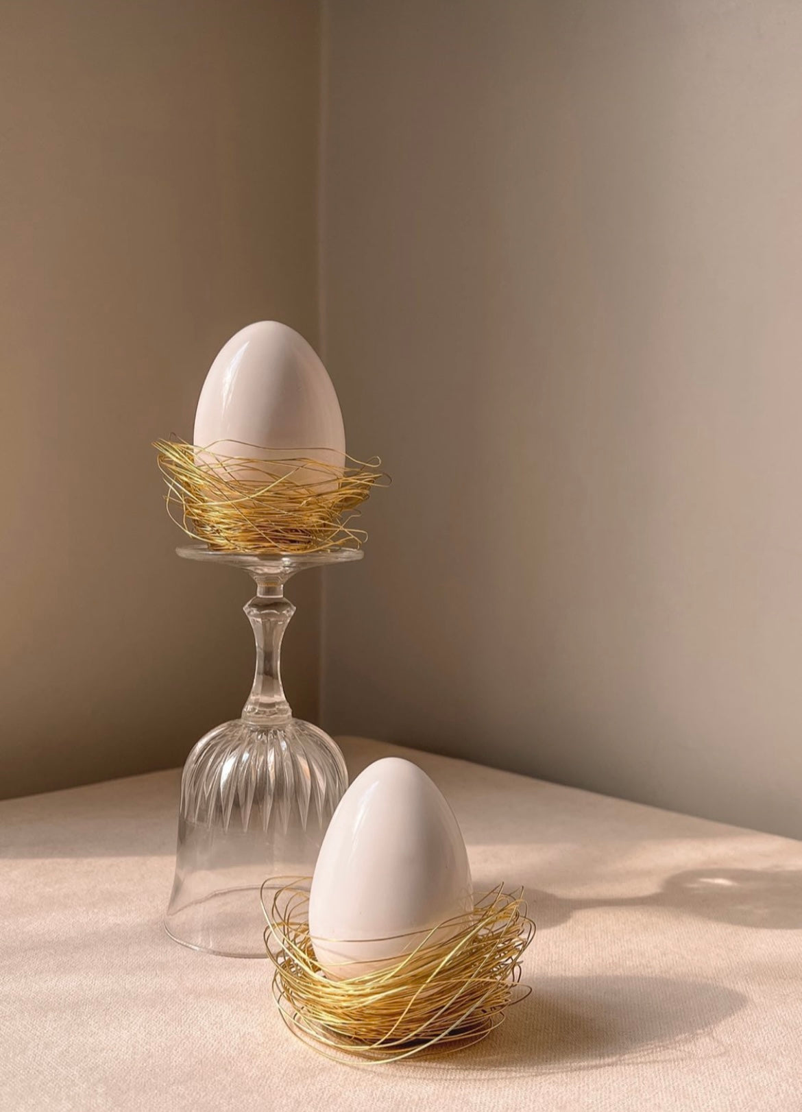 Handmade Lustered Ceramic Eggs with Crown / Nest