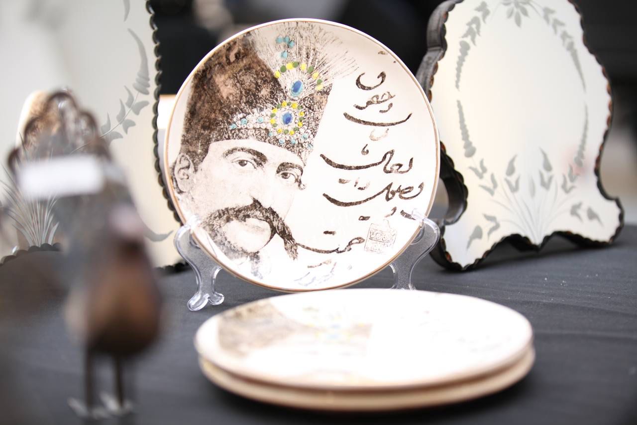 Round Ceramic Painted Salad Plate - Rastin collection