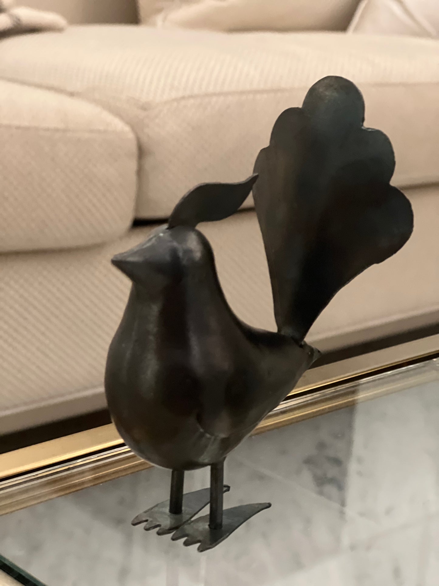 Simple short Metal Bird Statue