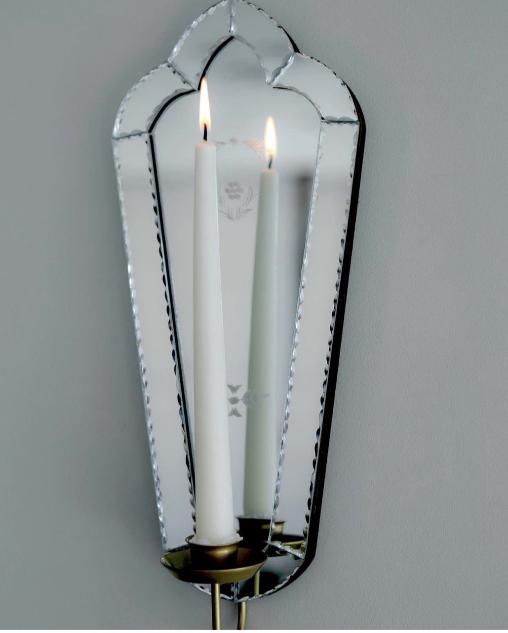 Wall-Hang Stone style Arched Oval Mirror with Chandler