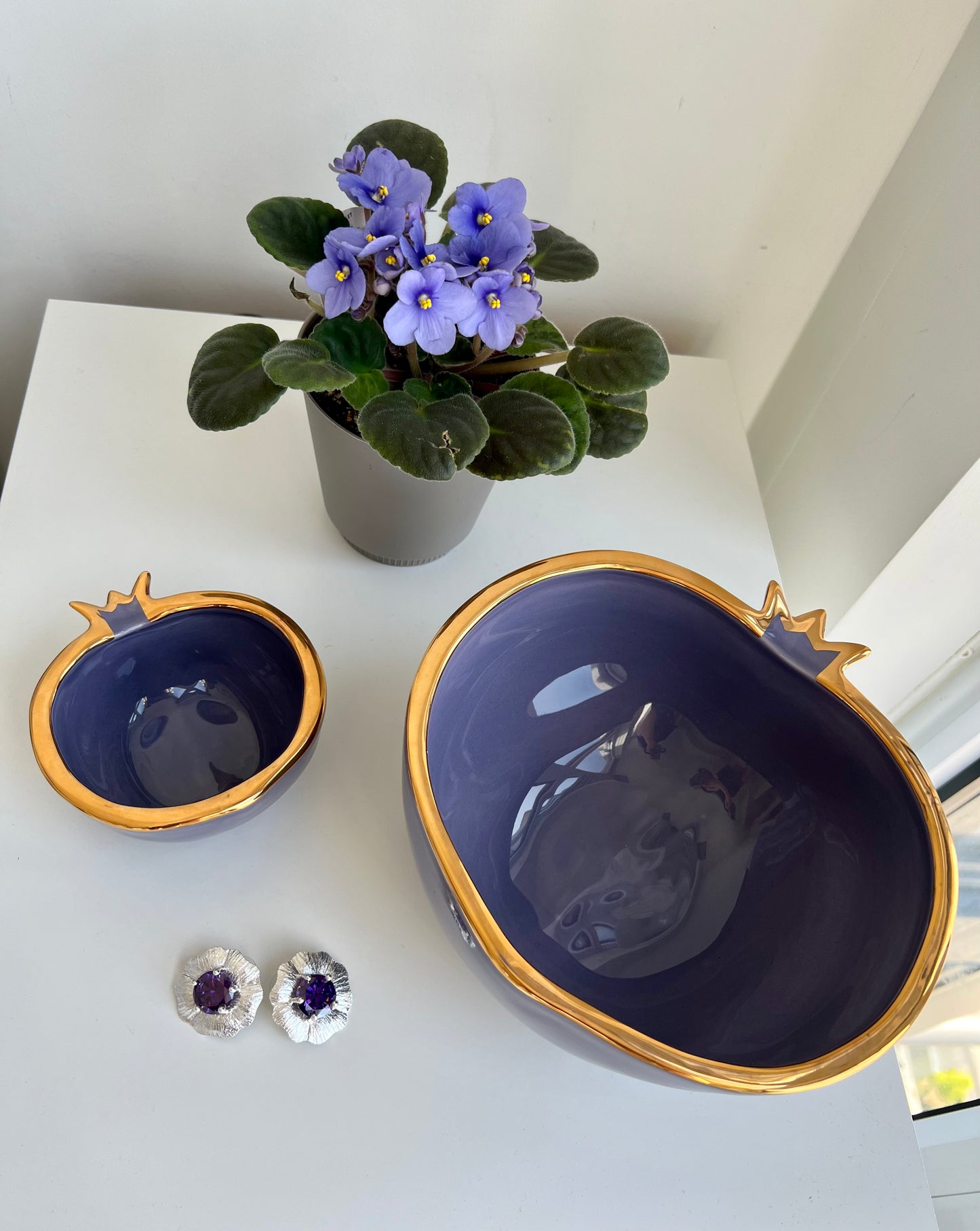 Gold Trim Pomegranate Bowl