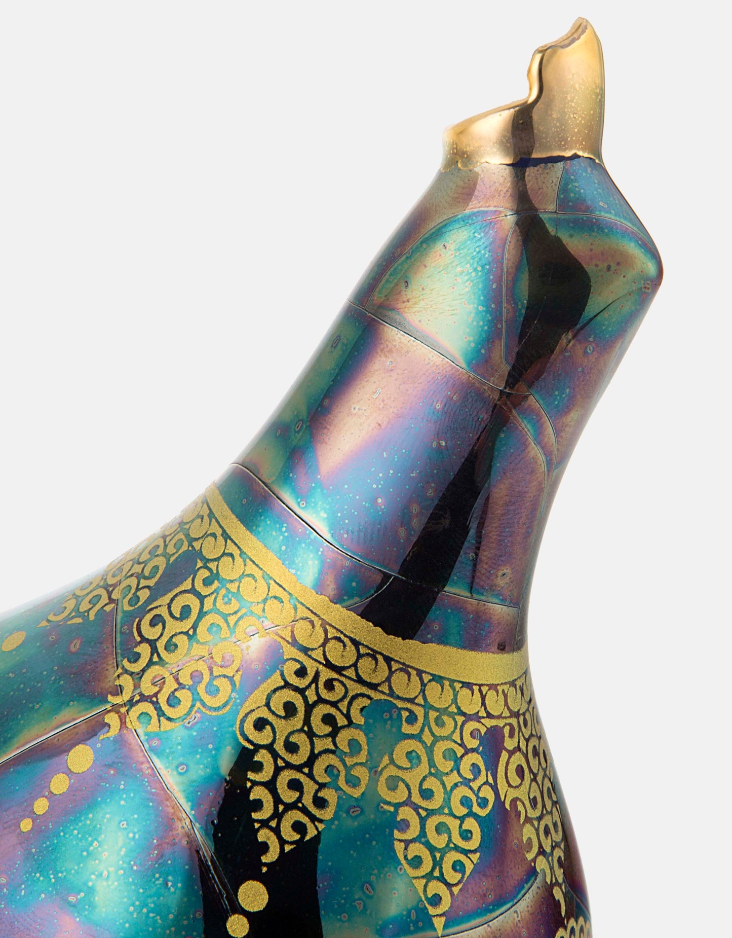 Ceramic pigeon with a gold crown- Fortune