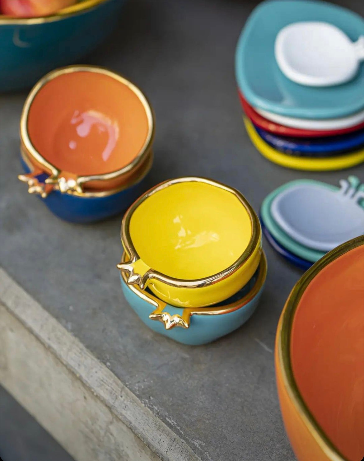 Gold Trim Pomegranate Bowl