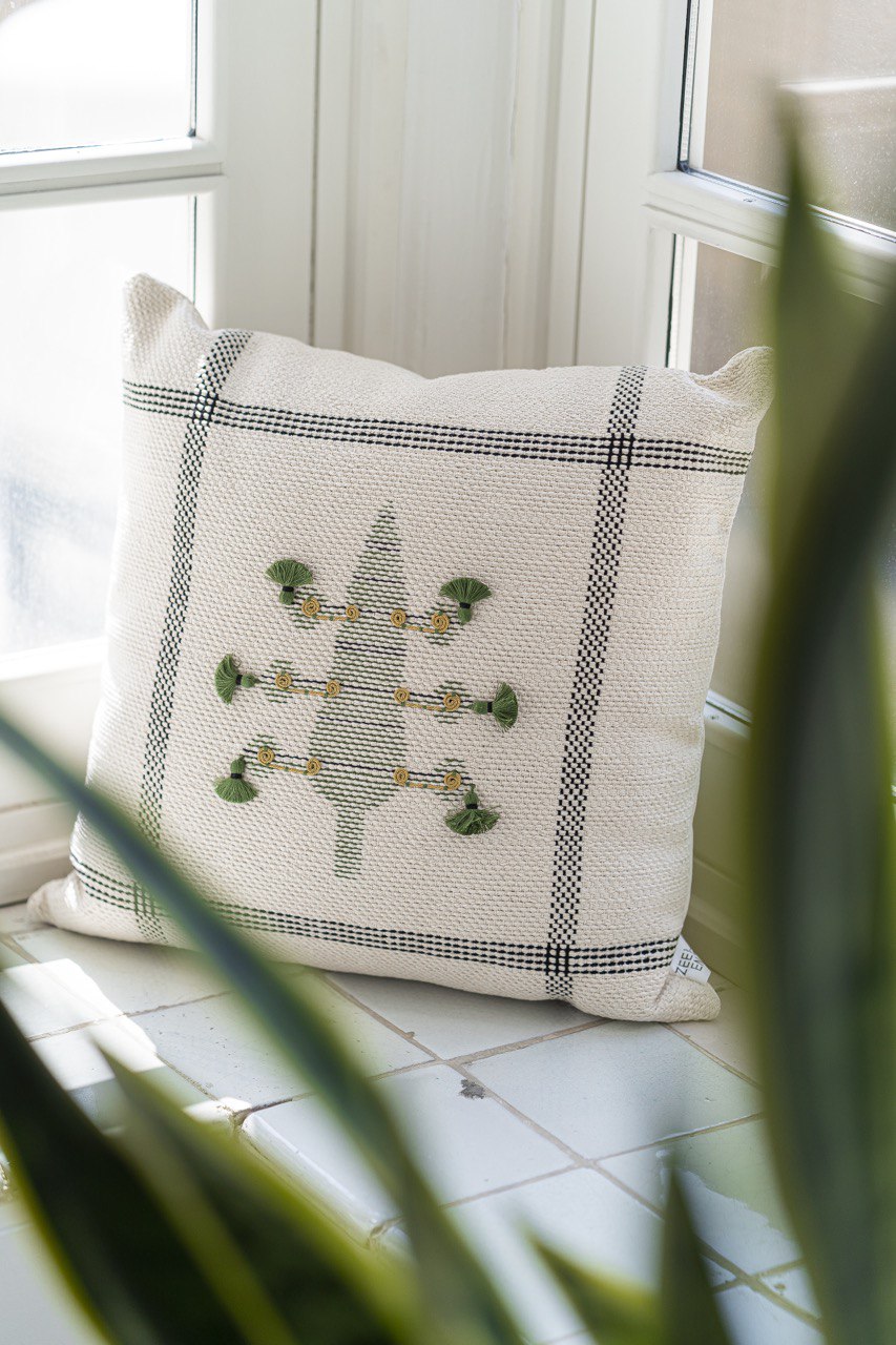 Hand-knit kilim cedar design cushion cover