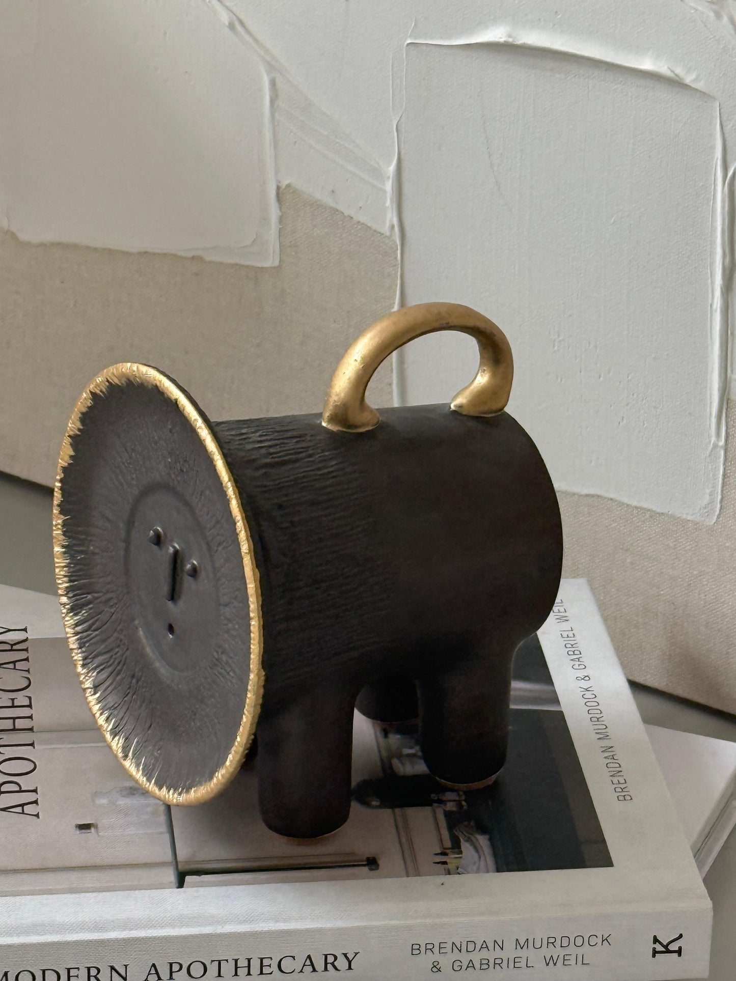 Handmade Modern Ceramic Cubic & Cylinder Lion