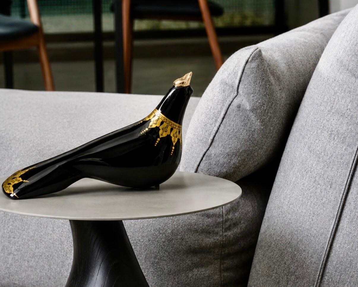 Ceramic pigeon with a gold crown- Fortune