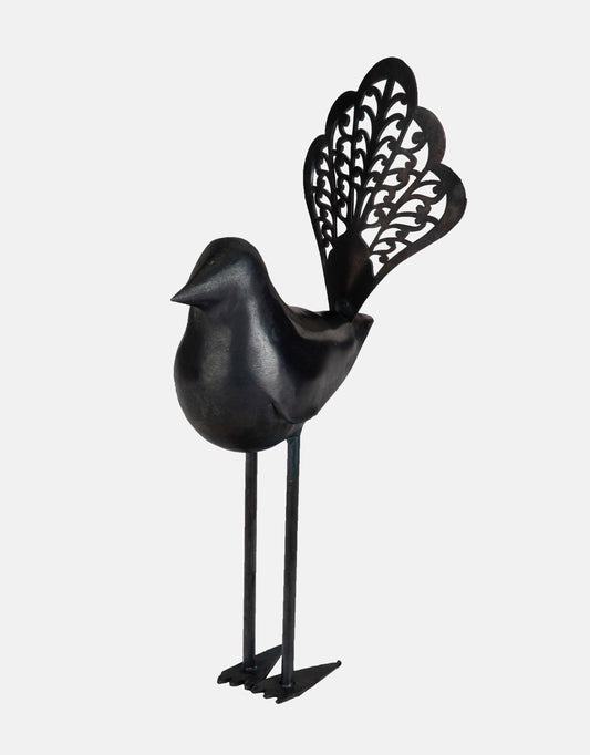 Simple tall metal bird - crowned high tail